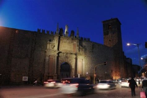 viterbo troie|VITERBO E PROVINCIA: TRA MITI, FIABE, LEGGENDE E。